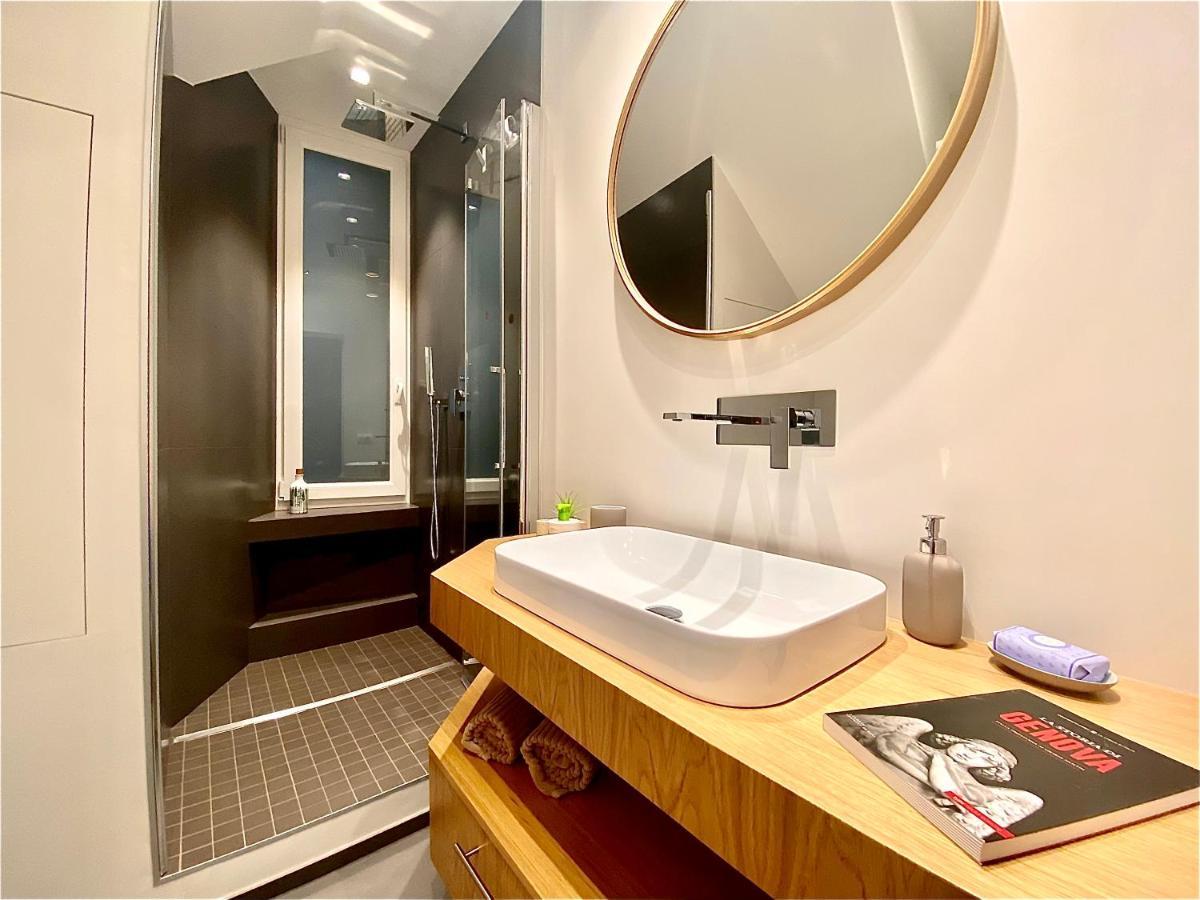 Amazing San Lorenzo 19, Rolli Palace Unesco - Stunning View Overlooking The Cathedral - Free Private Parking- Janov Exteriér fotografie